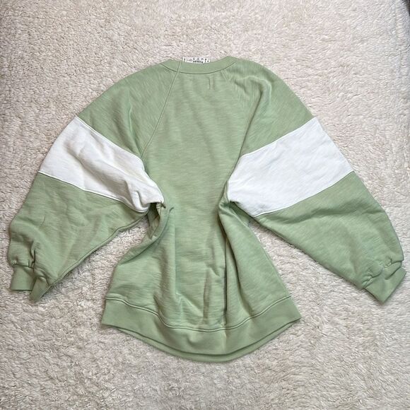 NWT Madewell Oversized Raglan Sweatshirt in Size Small and in Green/white - Picture 2 of 10